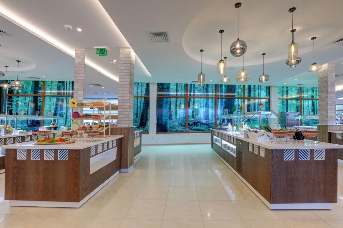 Restaurant 2